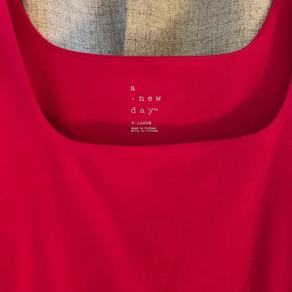 Hot Pink Bodysuit size XL NWOT - Picture 3 of 3